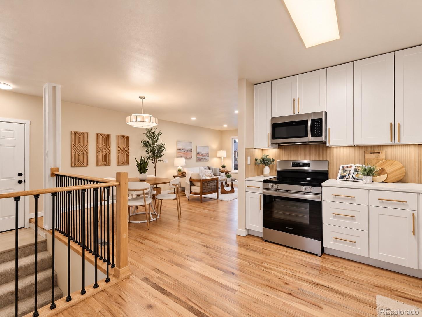 MLS Image #4 for 2308  lelaray street,colorado springs, Colorado