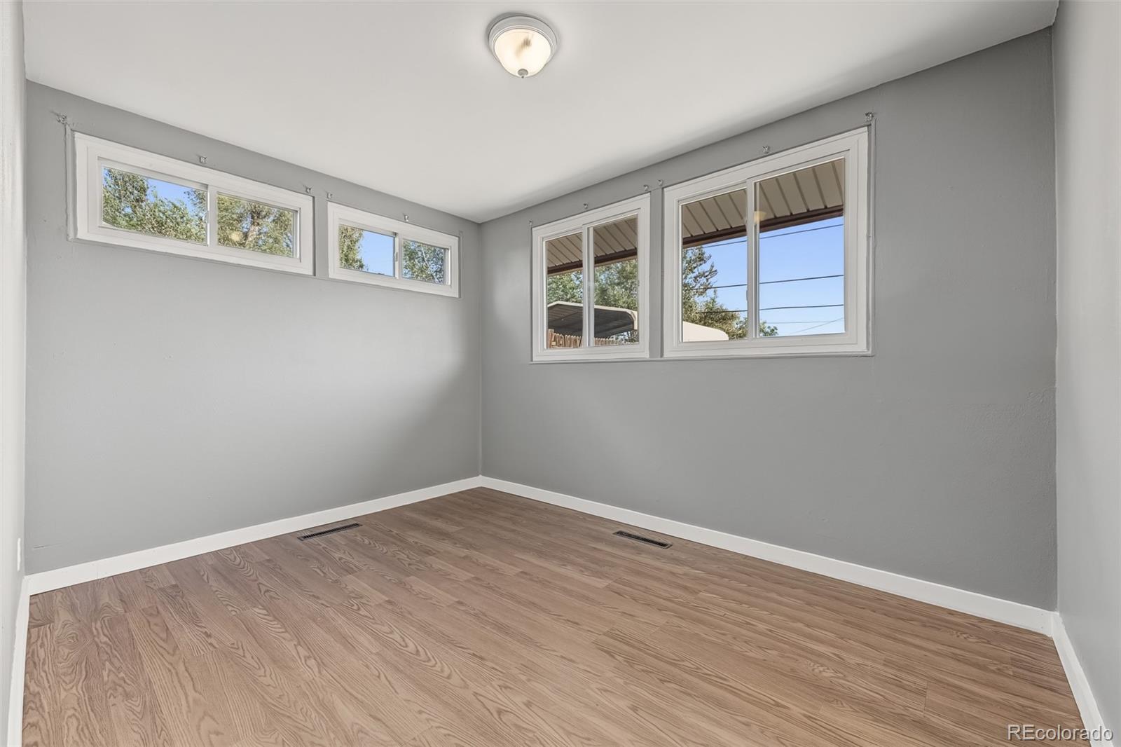 MLS Image #12 for 520  cragmore street,denver, Colorado
