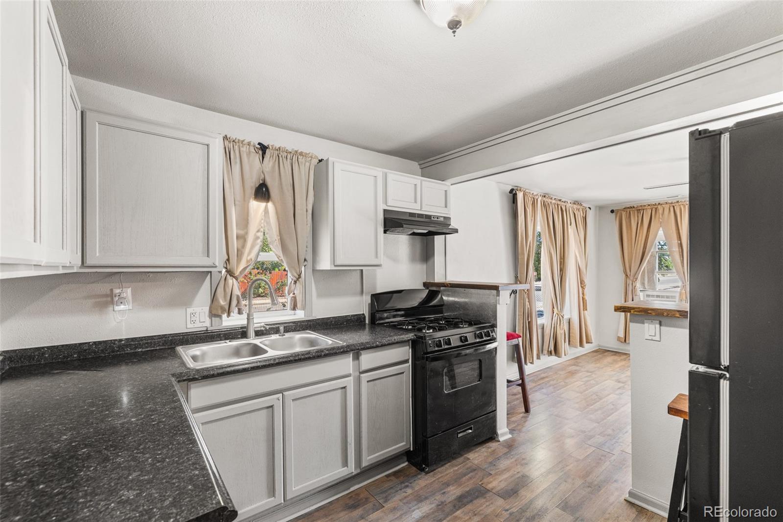 MLS Image #15 for 2101 w 15th street,pueblo, Colorado