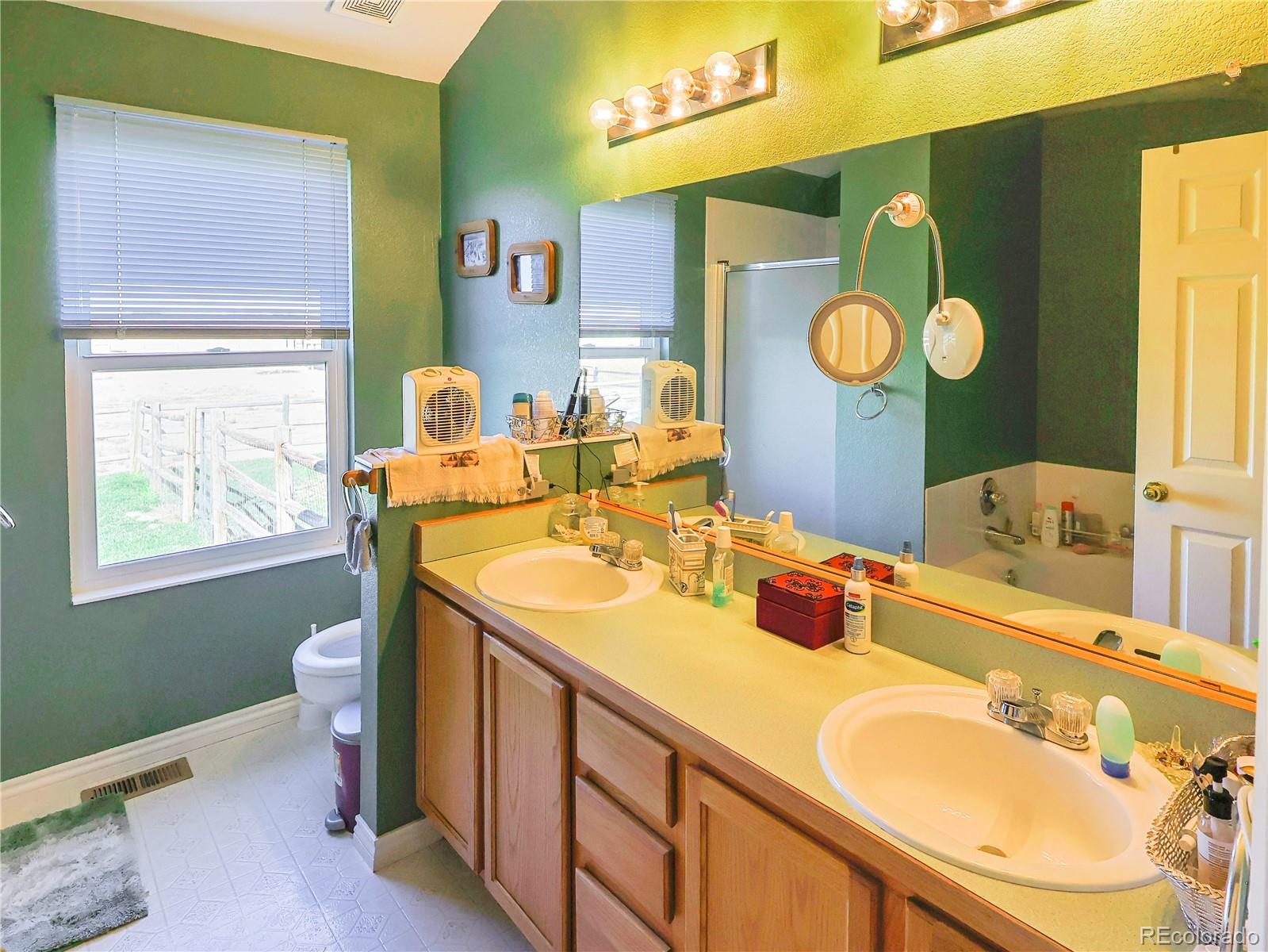 MLS Image #30 for 2121  doppler street,strasburg, Colorado