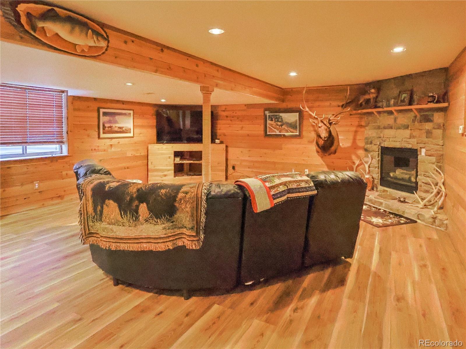 MLS Image #37 for 2121  doppler street,strasburg, Colorado
