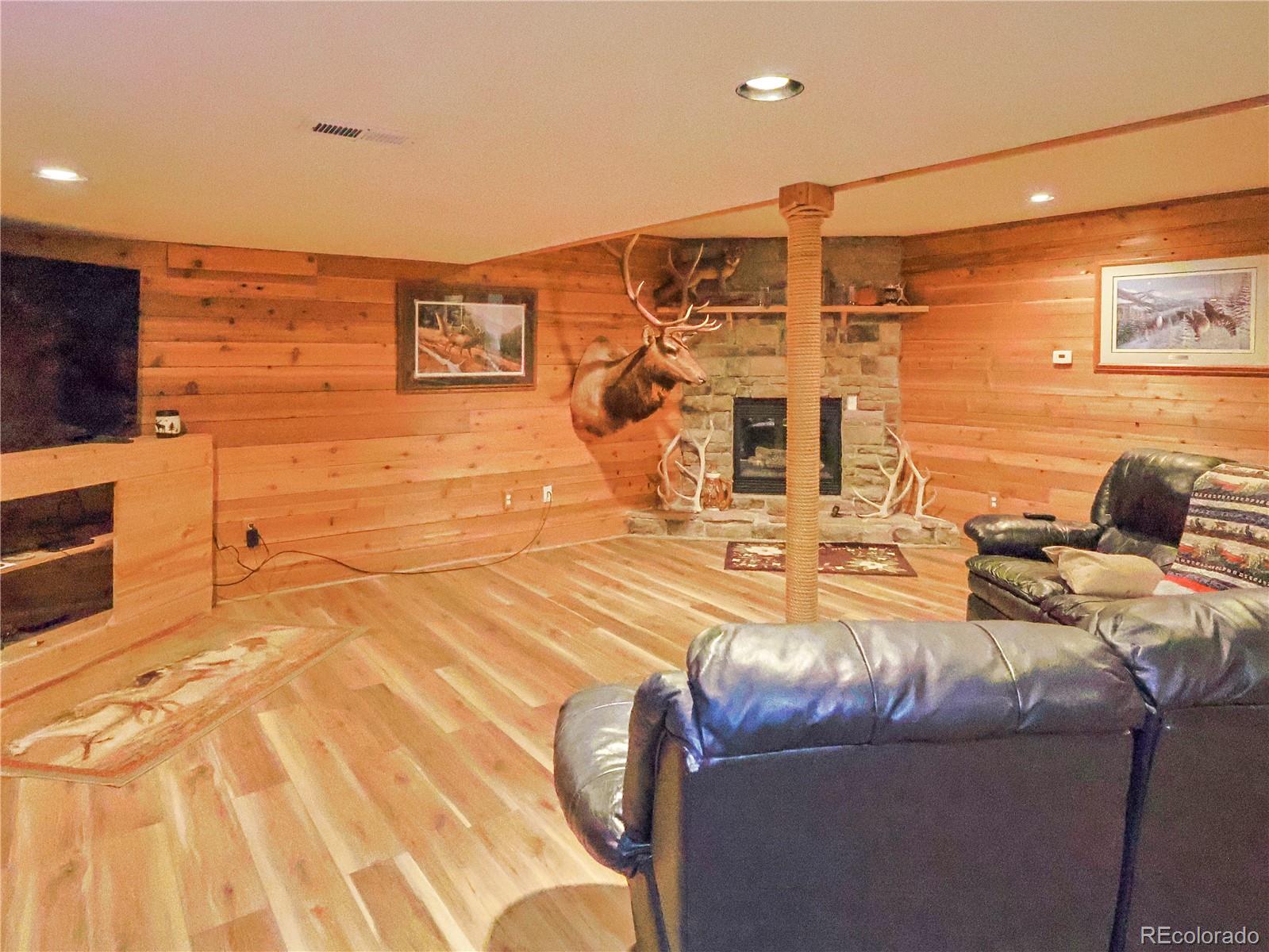 MLS Image #38 for 2121  doppler street,strasburg, Colorado