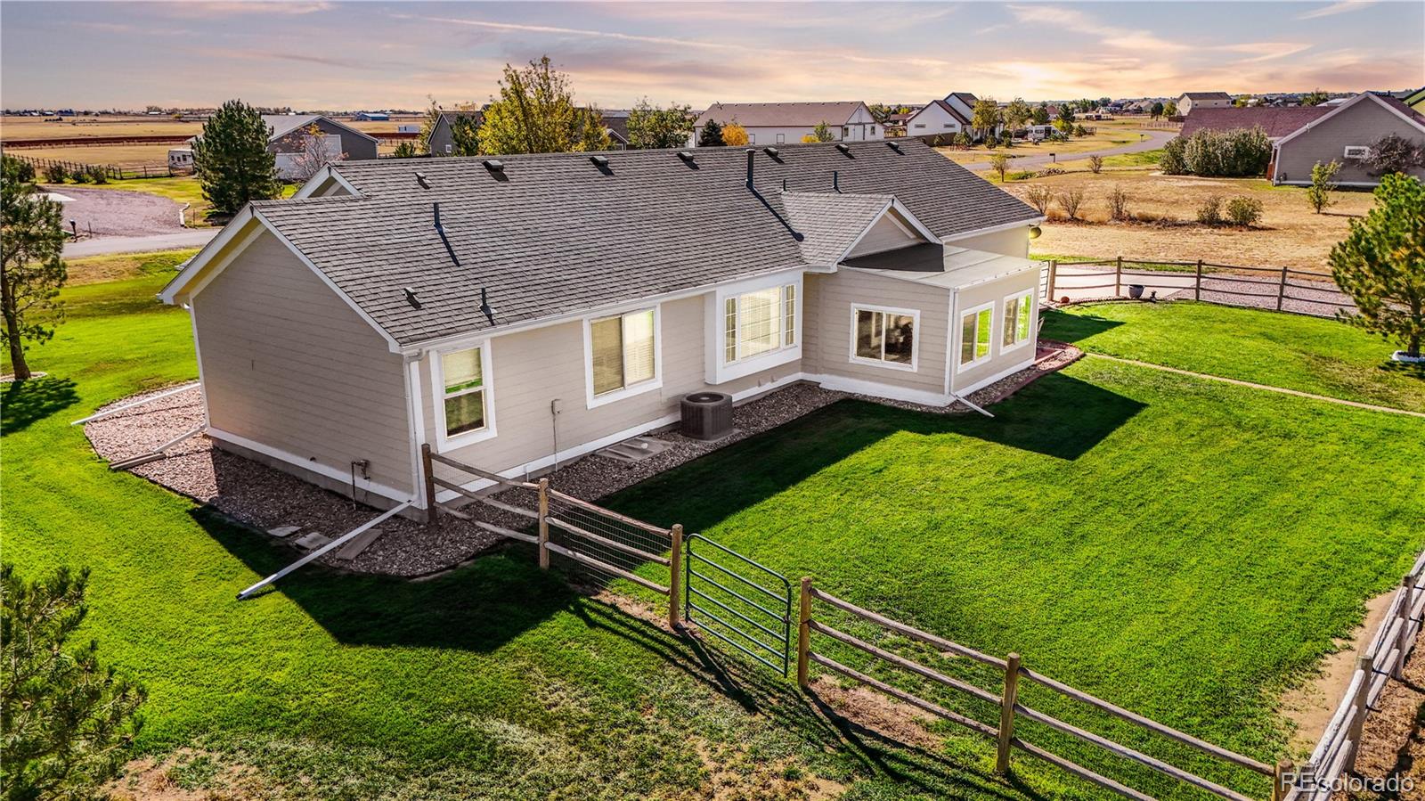 MLS Image #7 for 2121  doppler street,strasburg, Colorado