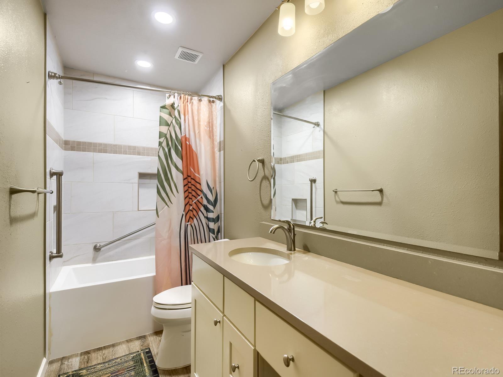 MLS Image #16 for 127 s eagle circle ,aurora, Colorado