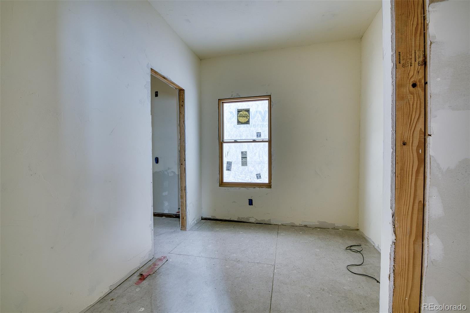 MLS Image #17 for 523 e platte avenue,colorado springs, Colorado