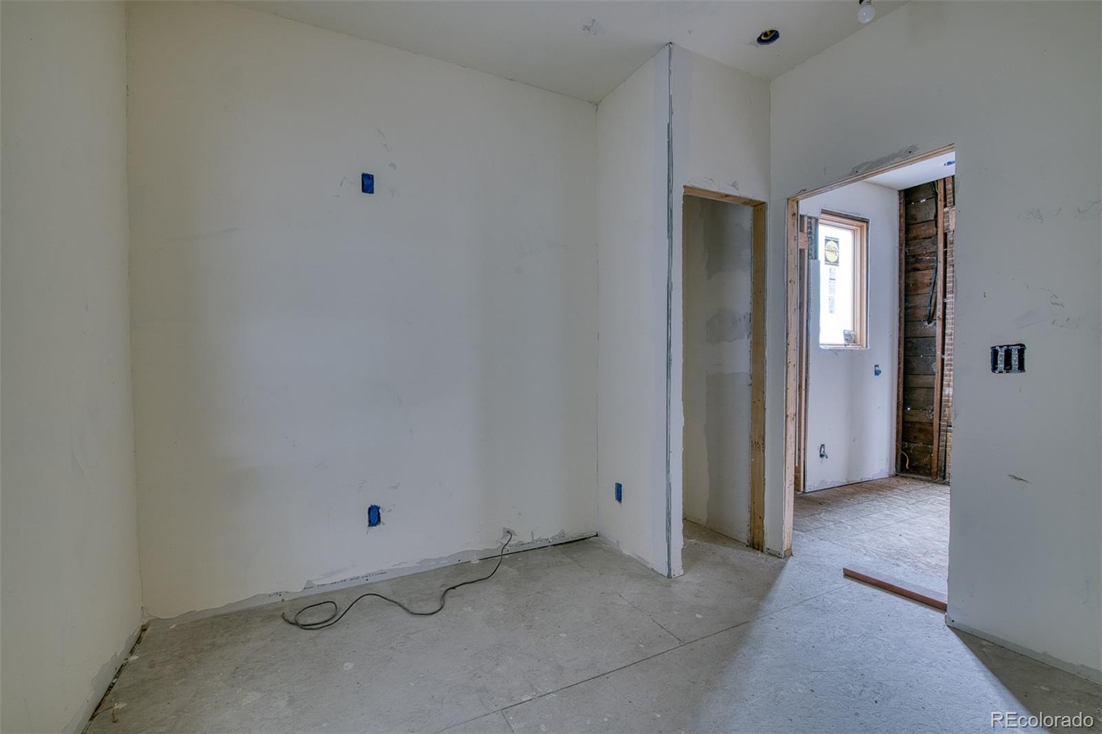 MLS Image #18 for 523 e platte avenue,colorado springs, Colorado