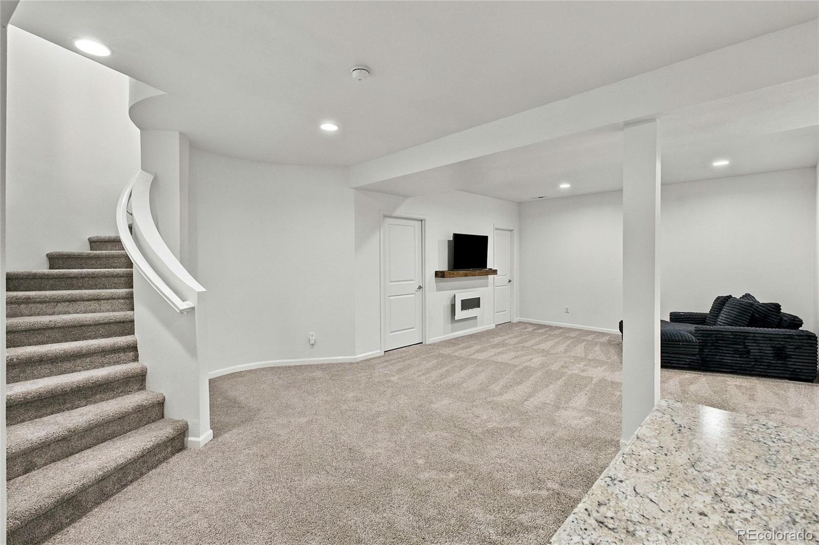 MLS Image #32 for 26826 e irish avenue,aurora, Colorado