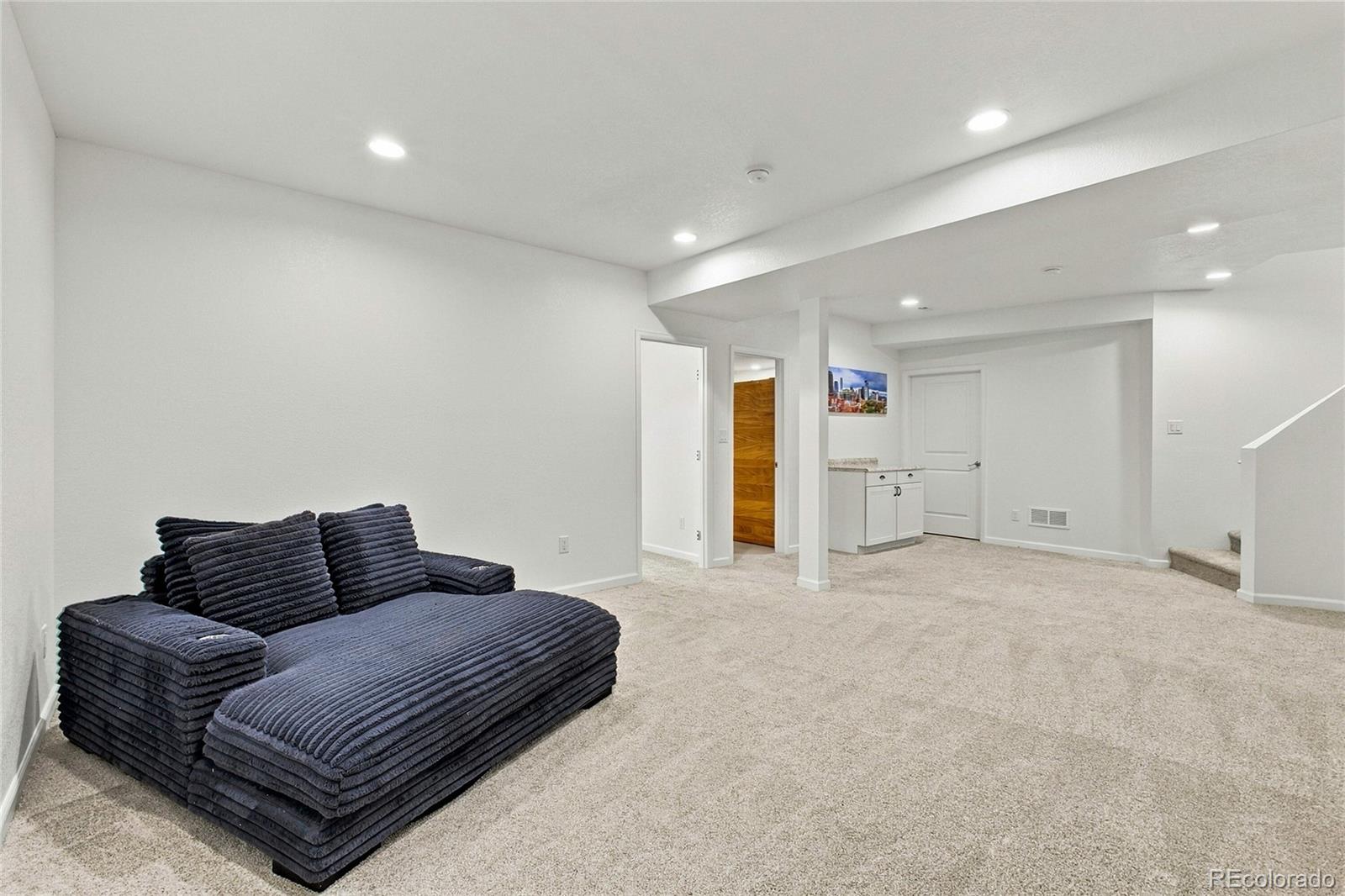MLS Image #33 for 26826 e irish avenue,aurora, Colorado