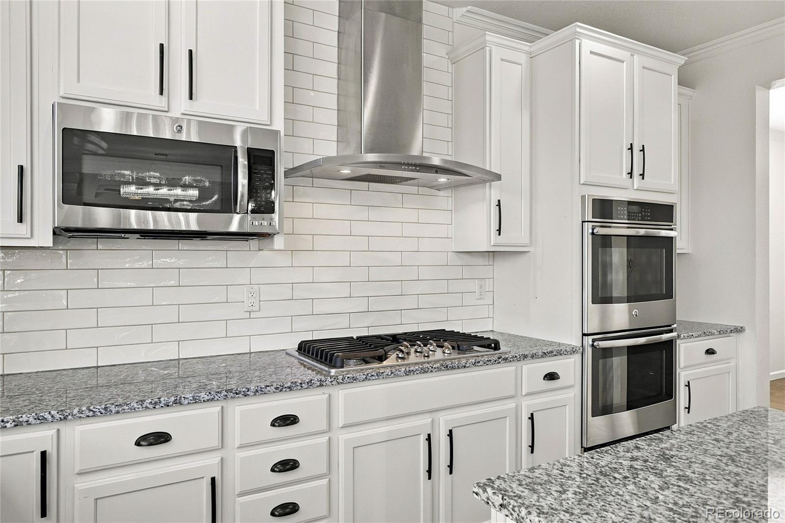 MLS Image #8 for 26826 e irish avenue,aurora, Colorado