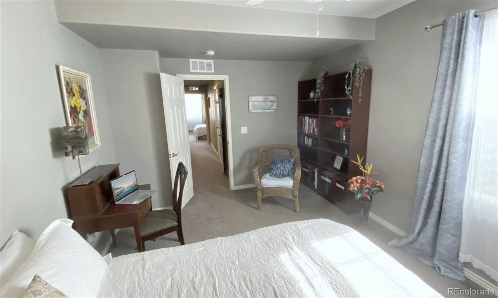 MLS Image #36 for 7660 s blackstone parkway,aurora, Colorado