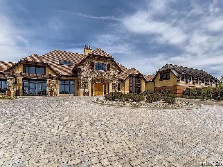 MLS Image #43 for 7660 s blackstone parkway,aurora, Colorado