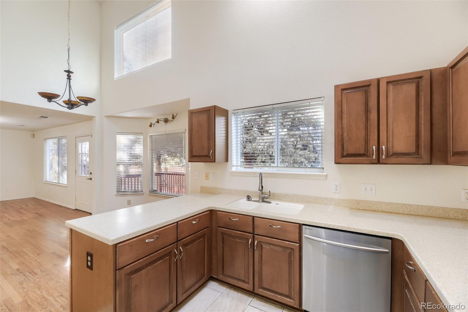 MLS Image #6 for 18872 e prentice place,centennial, Colorado