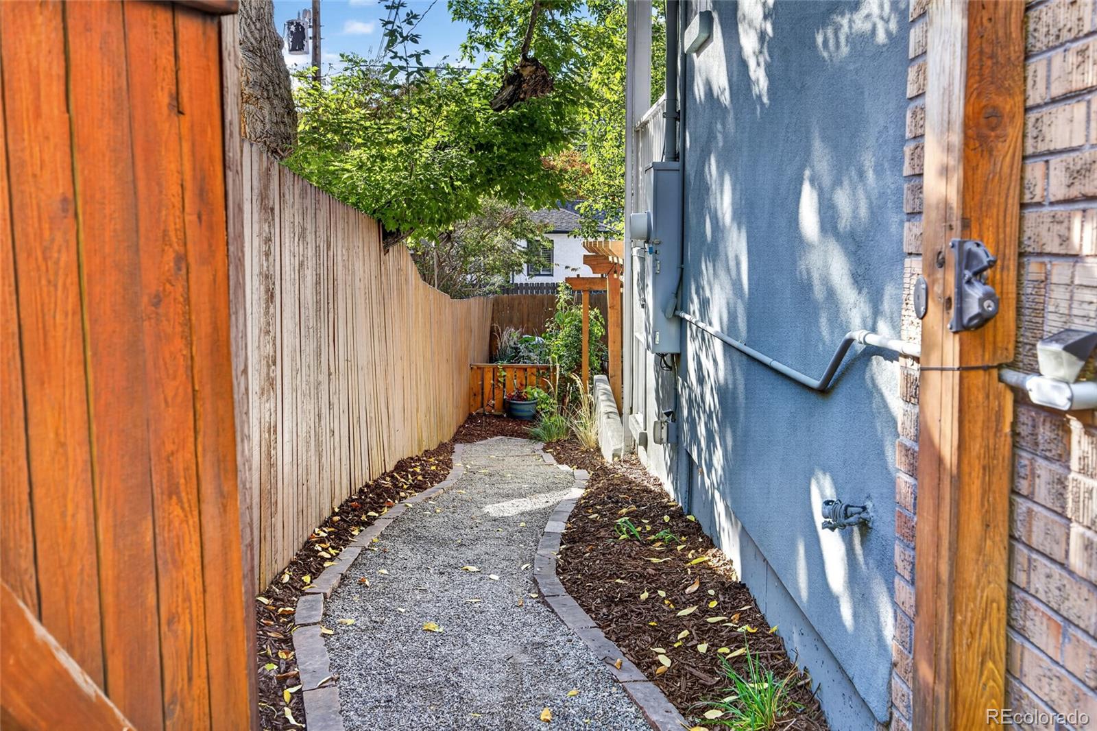 MLS Image #46 for 569 s race street,denver, Colorado