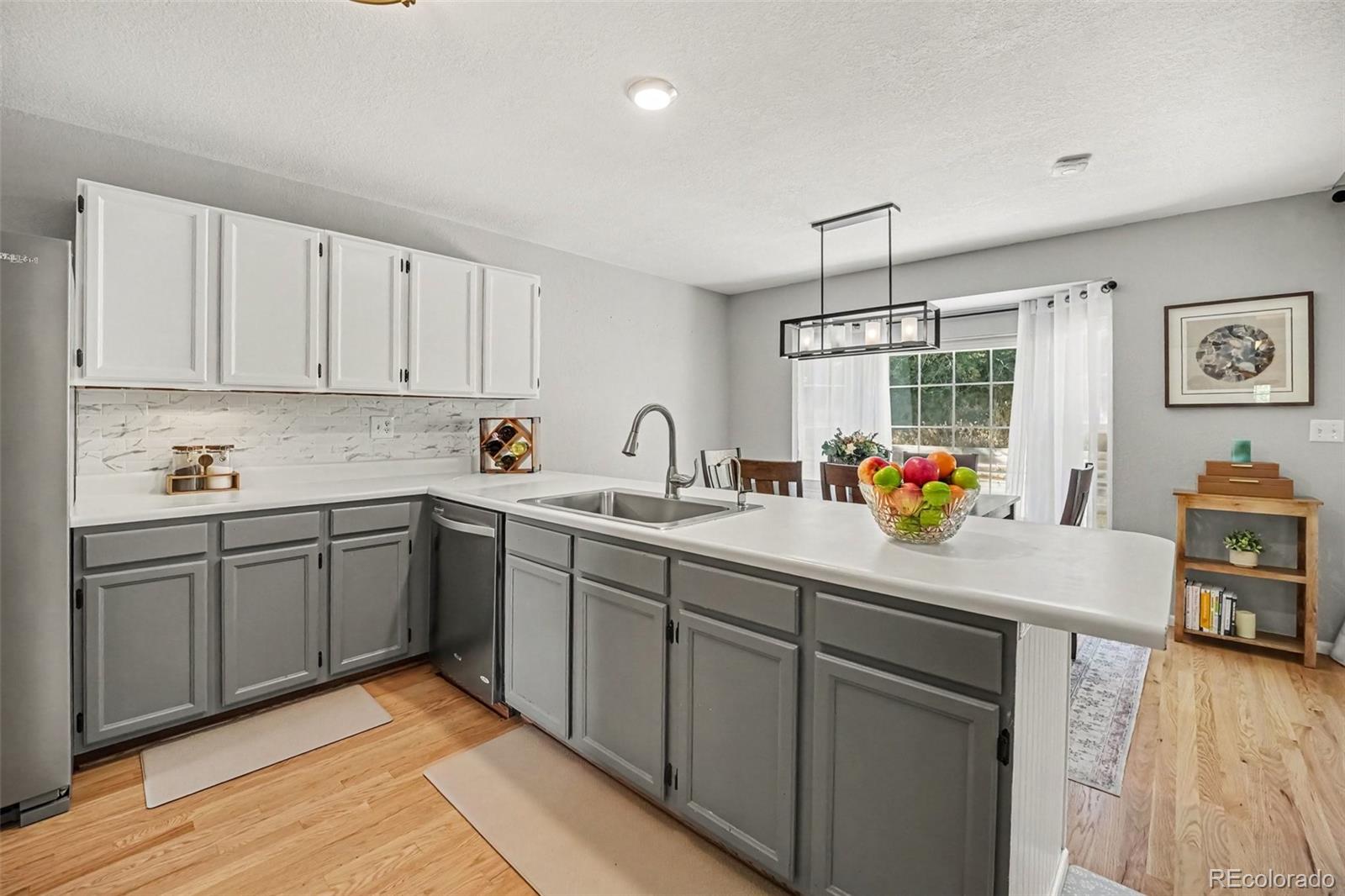 MLS Image #3 for 10209  oak street,westminster, Colorado