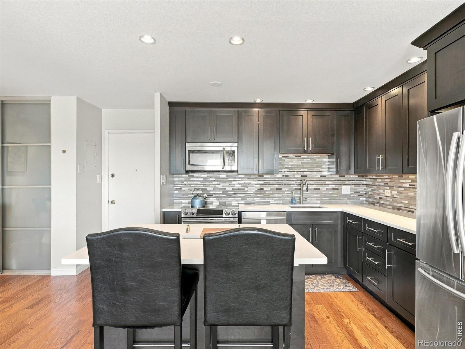 MLS Image #6 for 700 n washington street,denver, Colorado