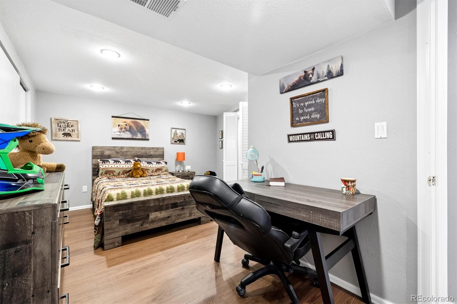 MLS Image #28 for 9755 w morraine avenue,littleton, Colorado