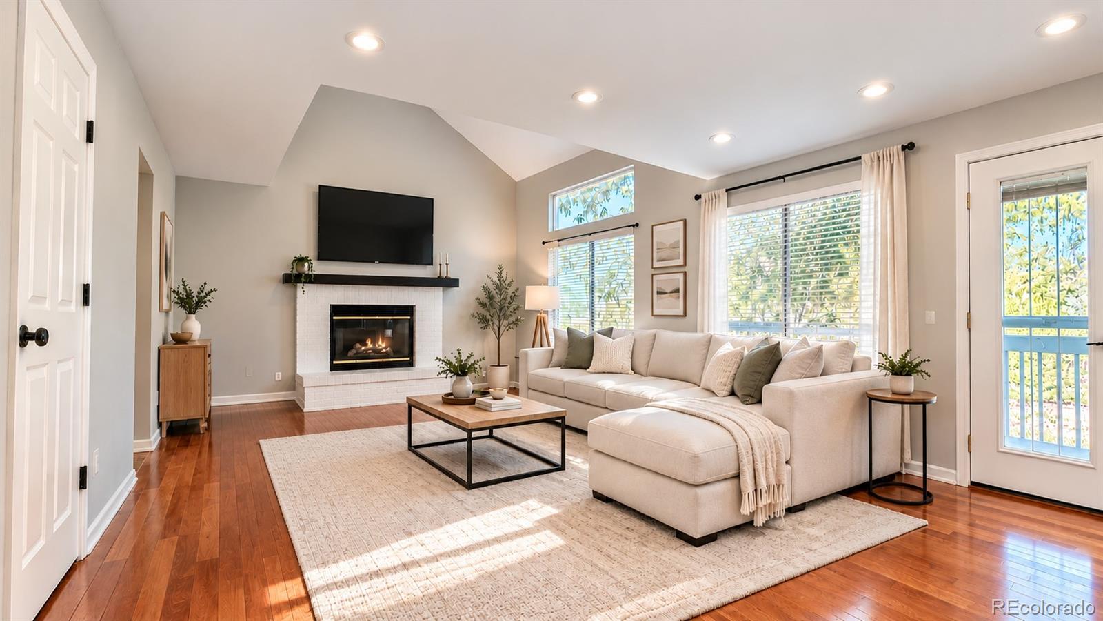 MLS Image #2 for 9557  brentford drive,highlands ranch, Colorado