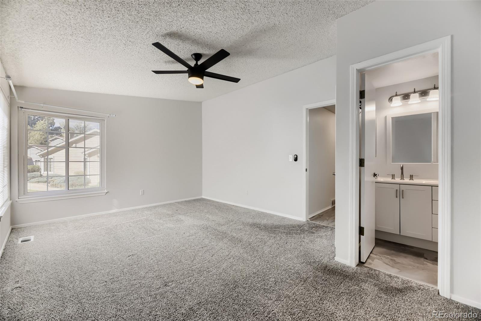 MLS Image #14 for 8434  everett way,arvada, Colorado