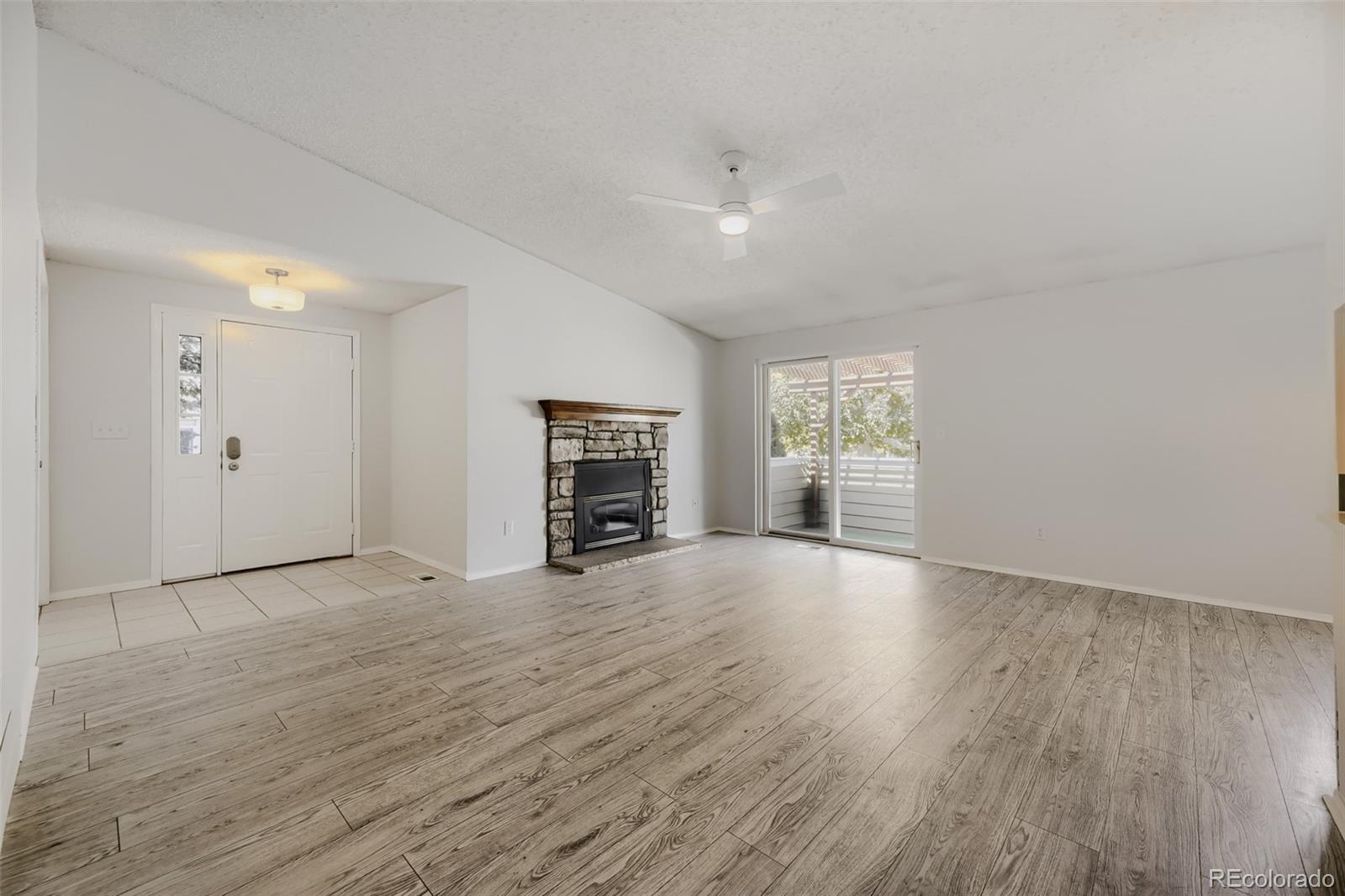 MLS Image #3 for 8434  everett way,arvada, Colorado