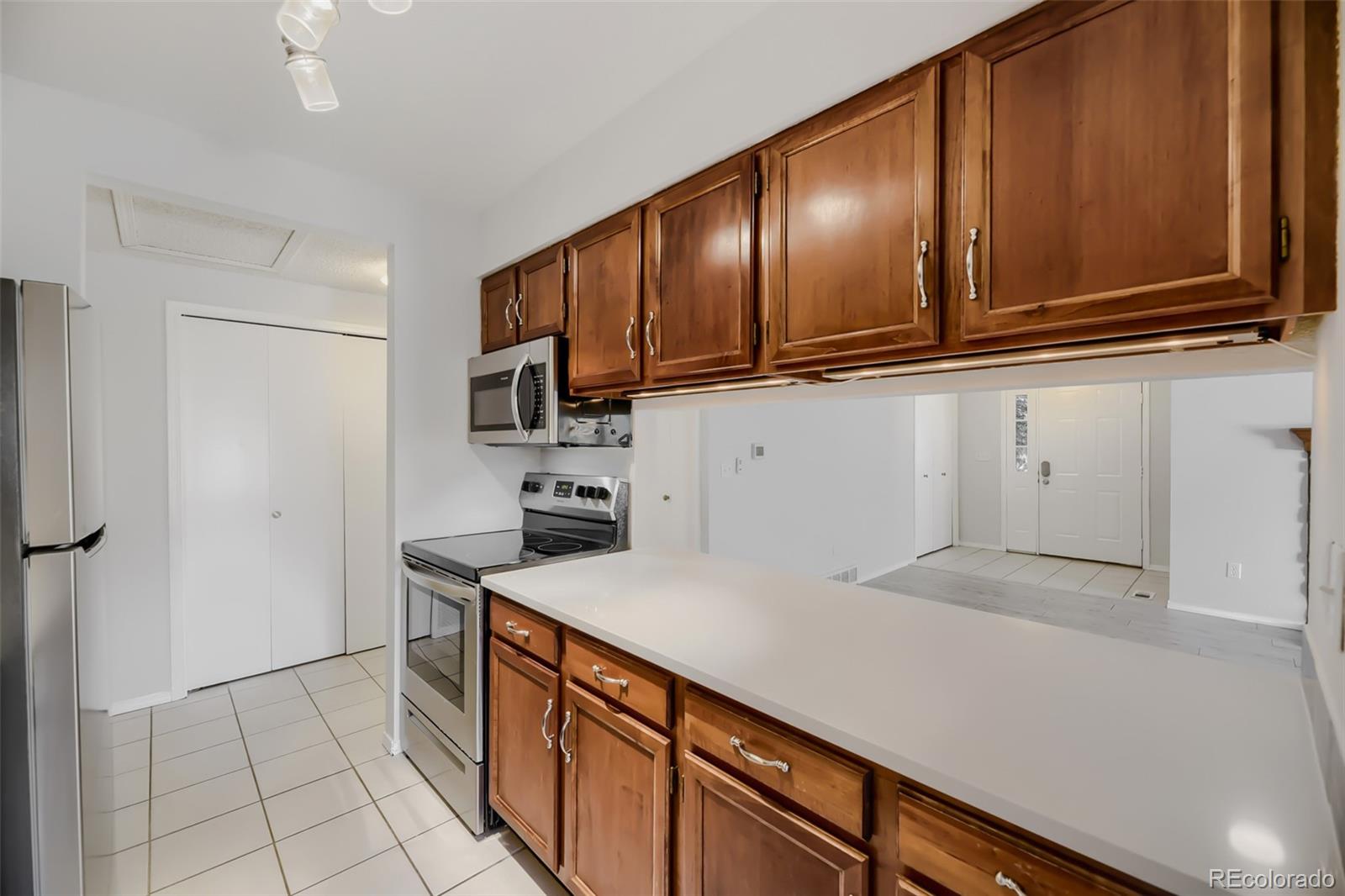 MLS Image #7 for 8434  everett way,arvada, Colorado