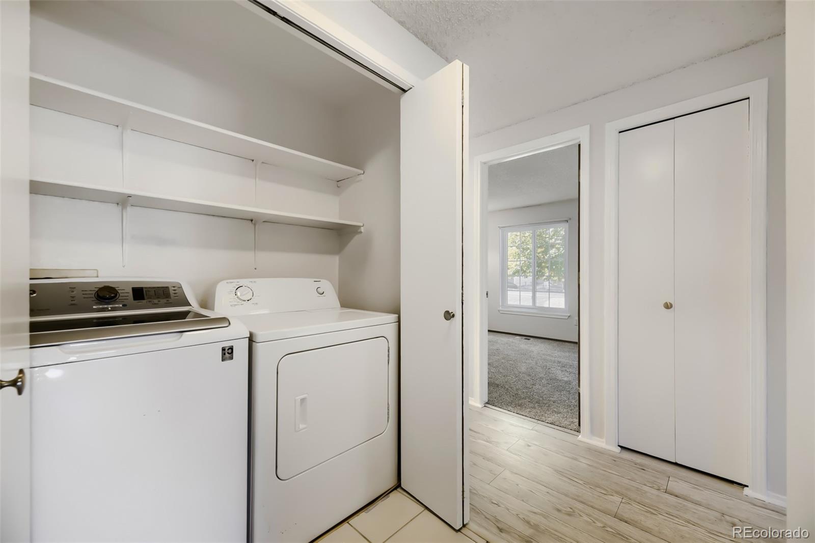 MLS Image #8 for 8434  everett way,arvada, Colorado