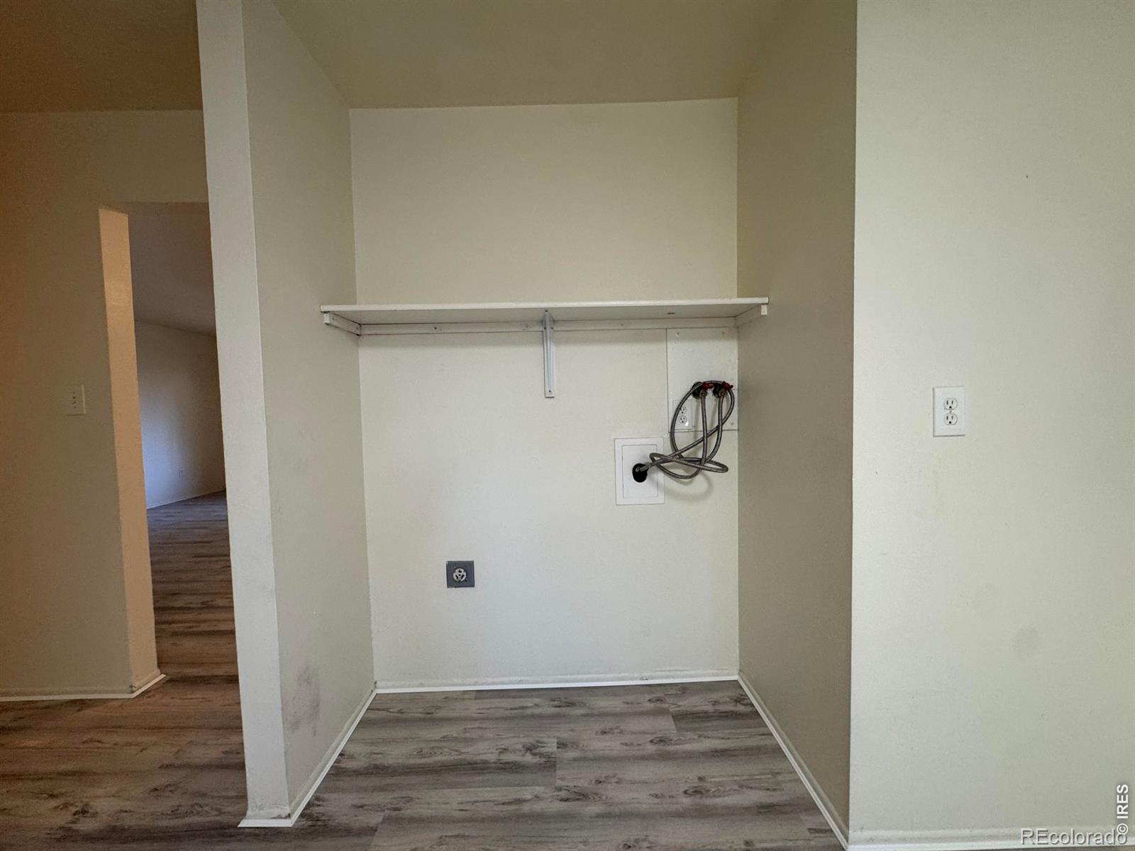 MLS Image #3 for 2545 s sheridan boulevard,lakewood, Colorado