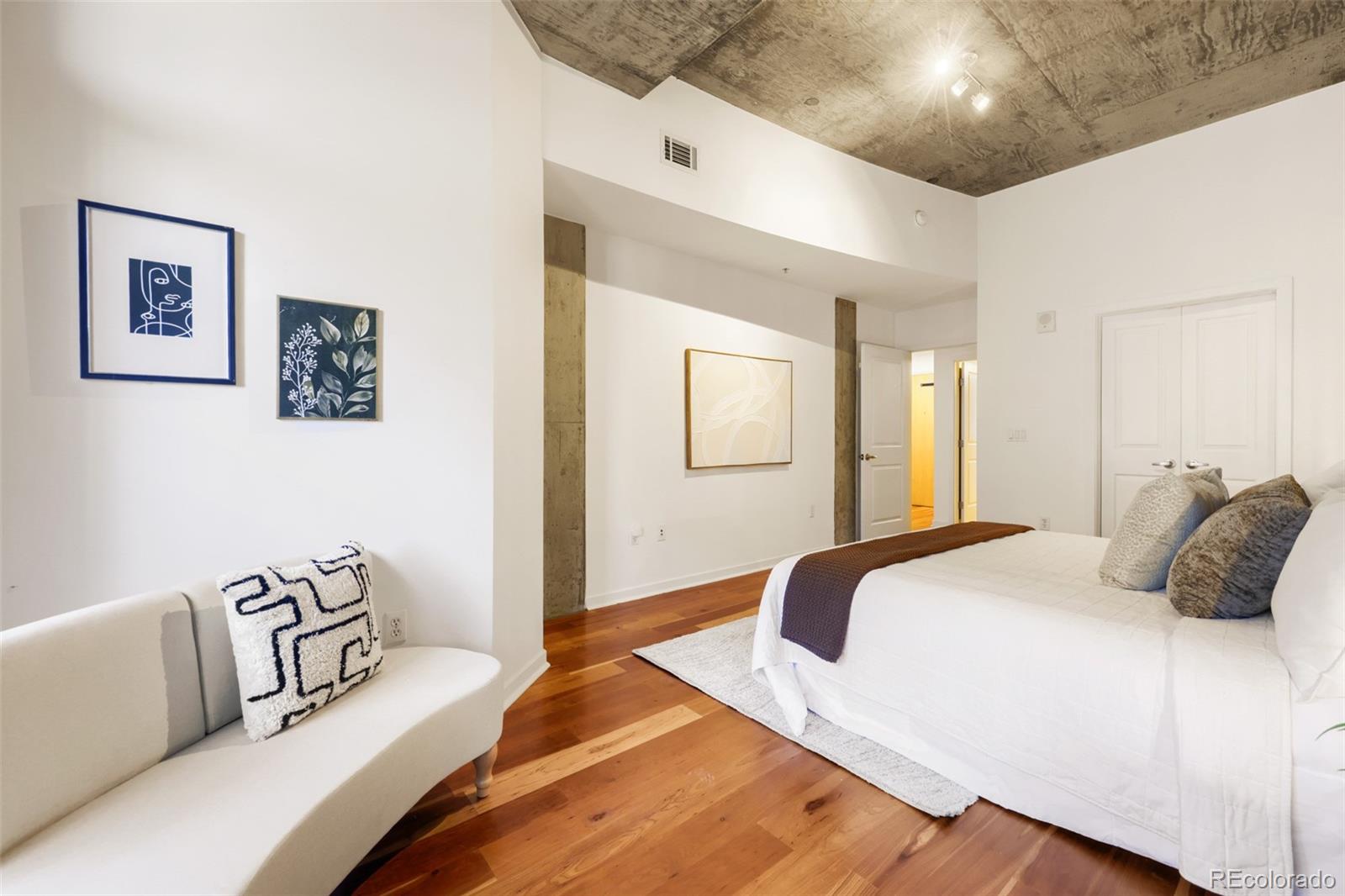 MLS Image #10 for 1700  bassett street,denver, Colorado
