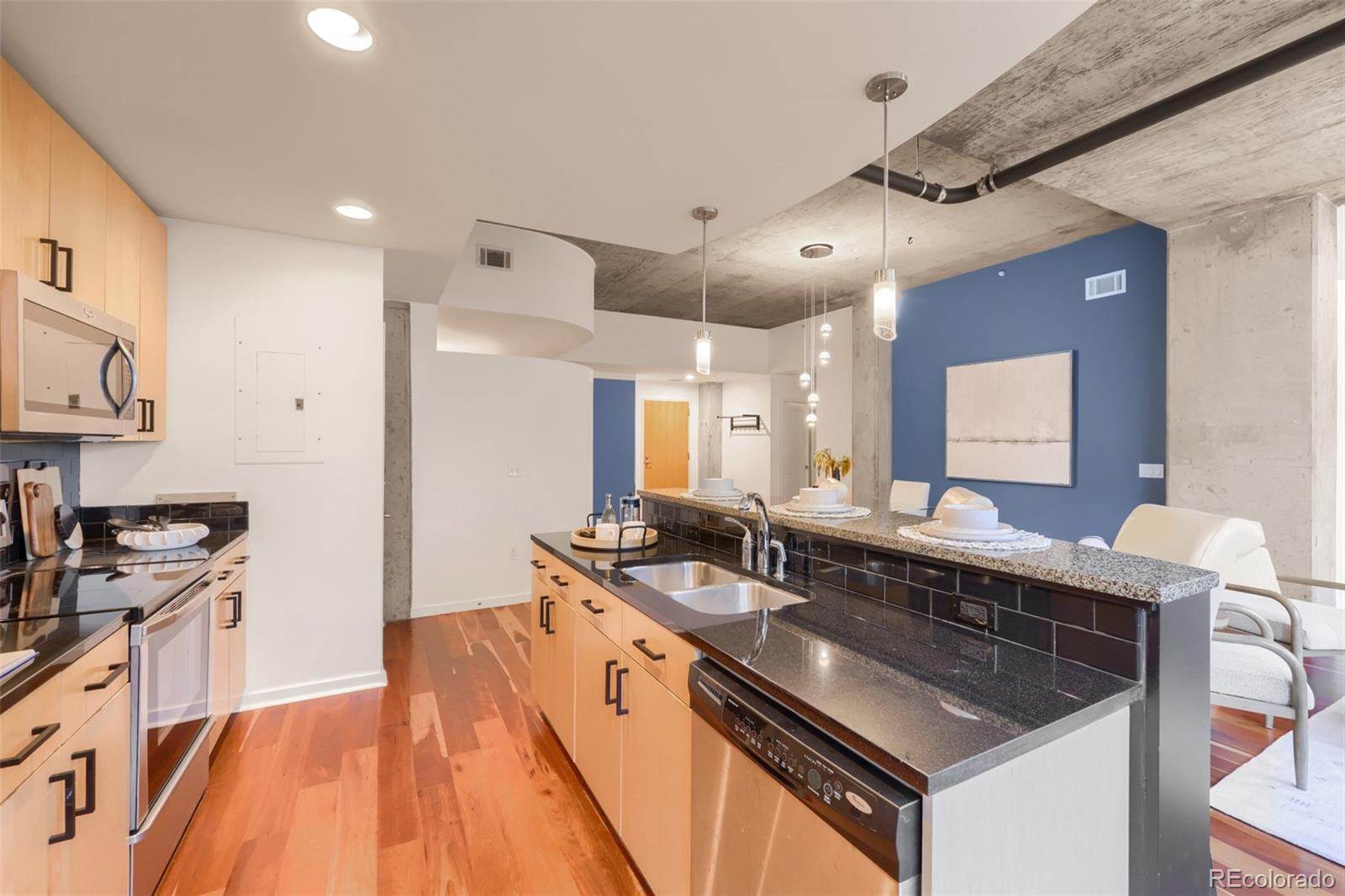 MLS Image #7 for 1700  bassett street,denver, Colorado