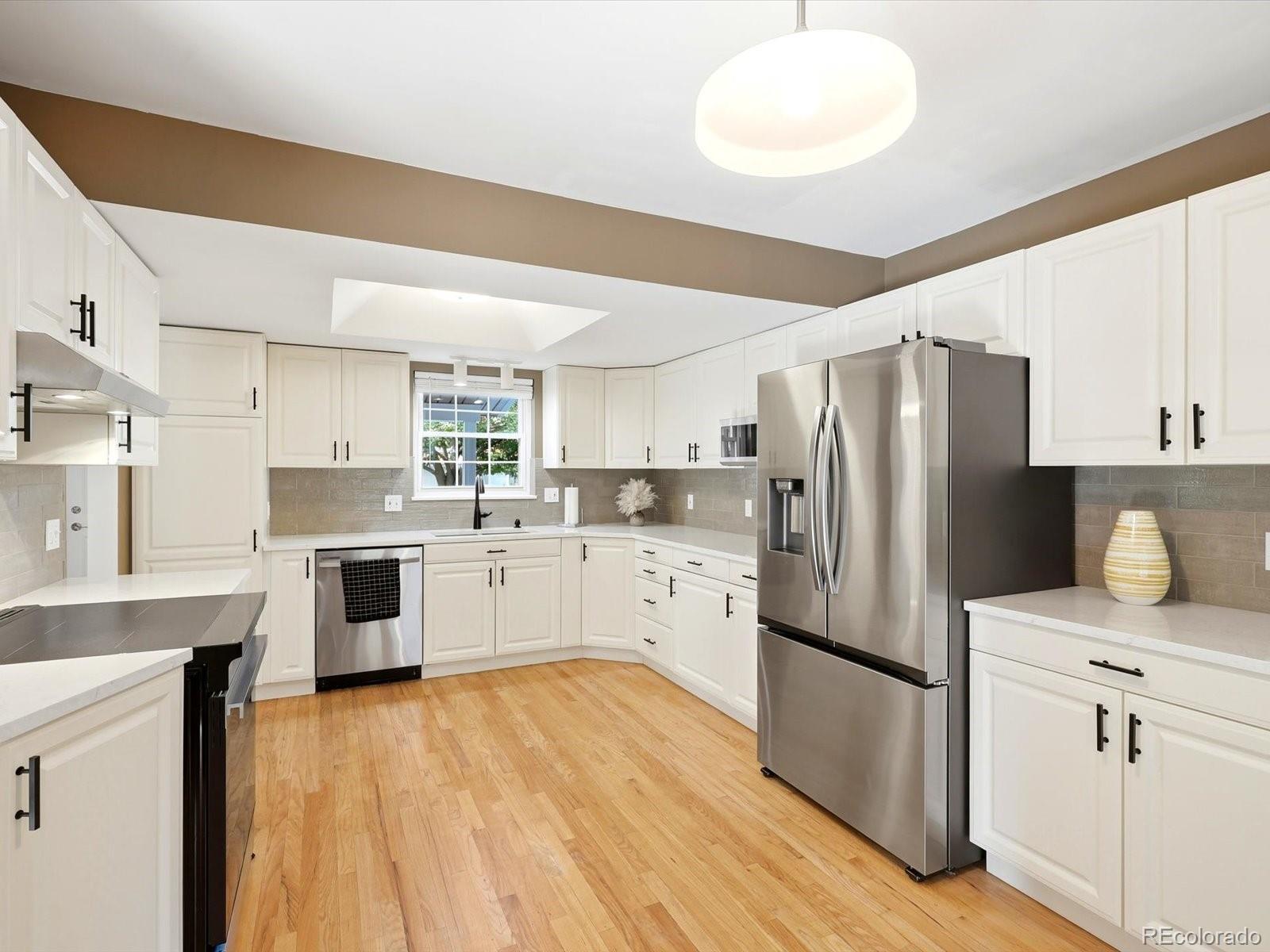 MLS Image #9 for 3284 s heather gardens way,aurora, Colorado