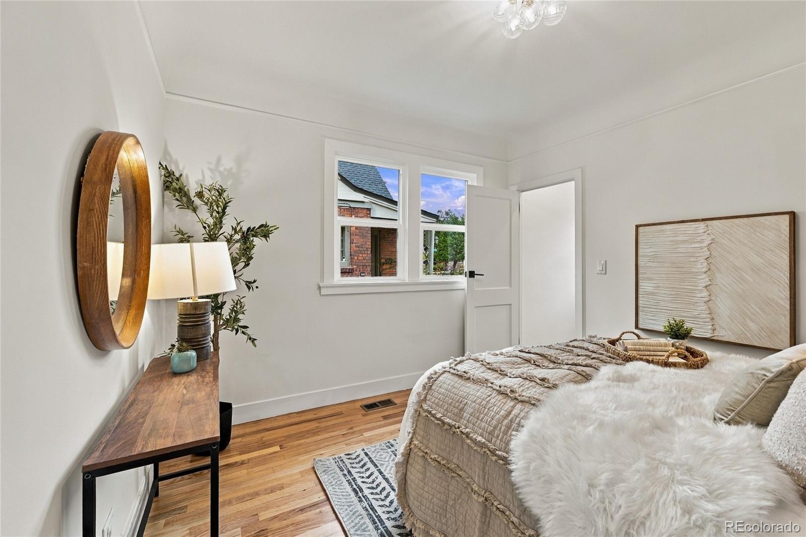 MLS Image #18 for 1211  bellaire street,denver, Colorado