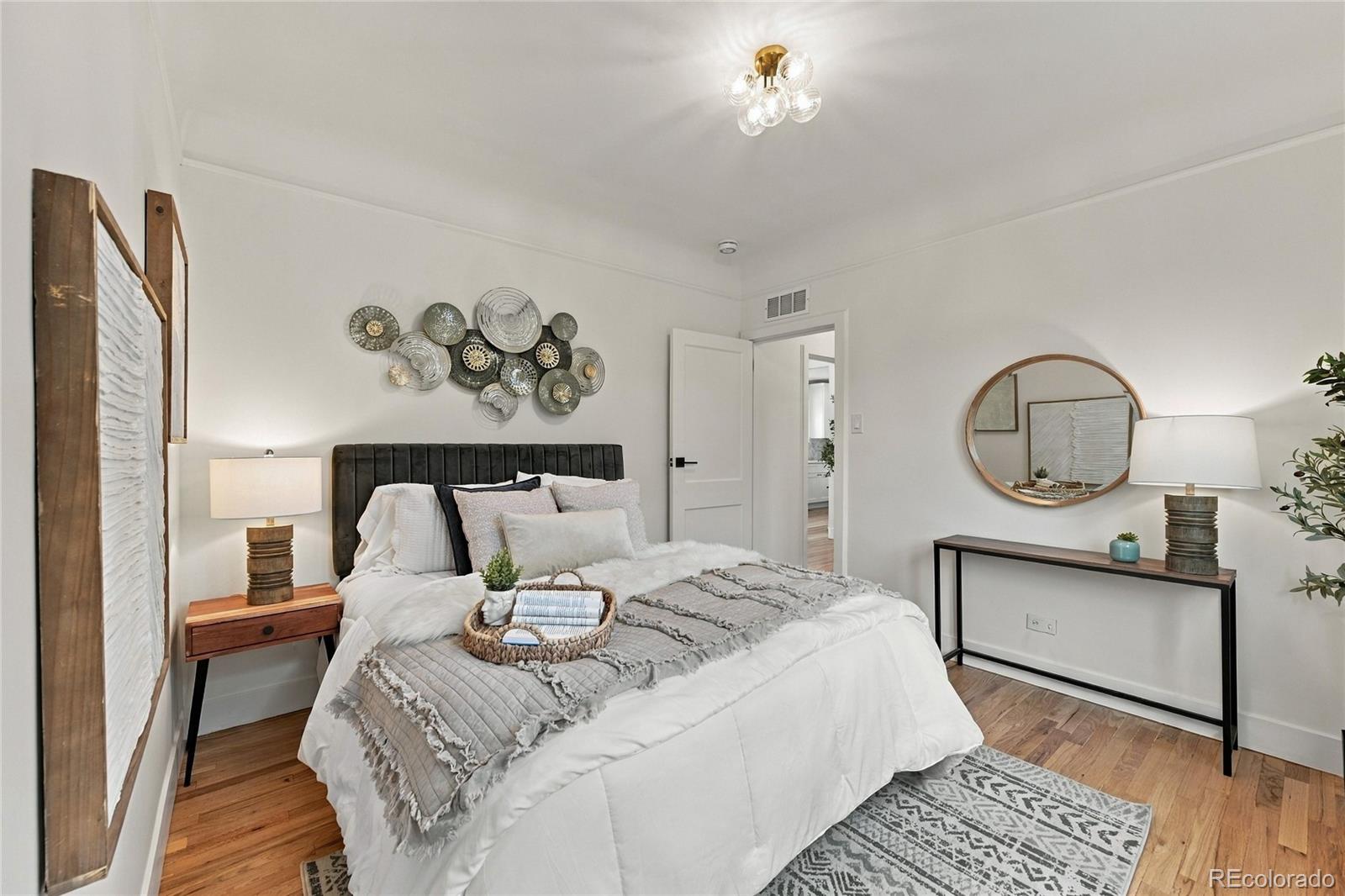 MLS Image #19 for 1211  bellaire street,denver, Colorado