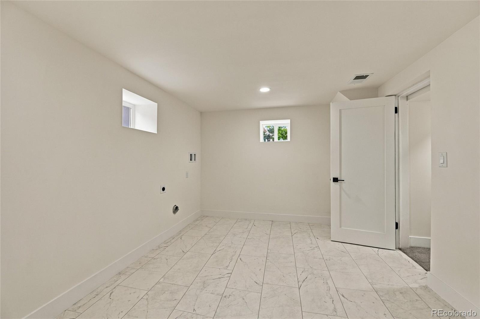 MLS Image #39 for 1211  bellaire street,denver, Colorado