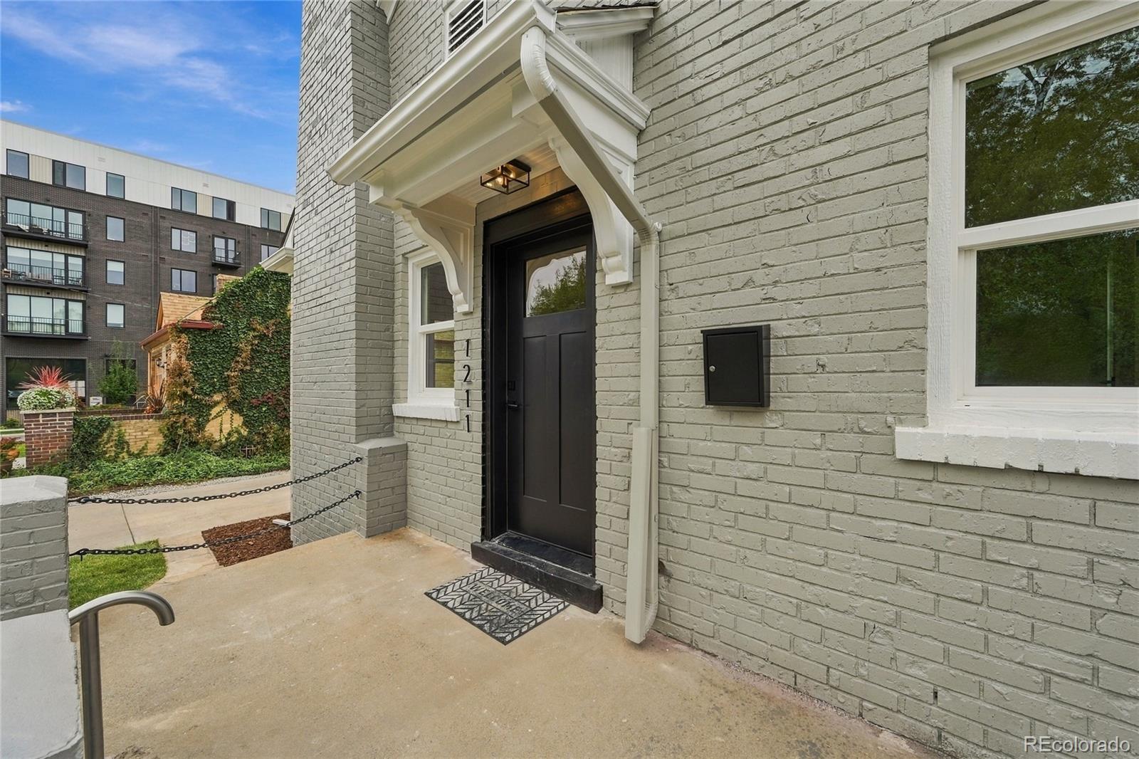 MLS Image #49 for 1211  bellaire street,denver, Colorado