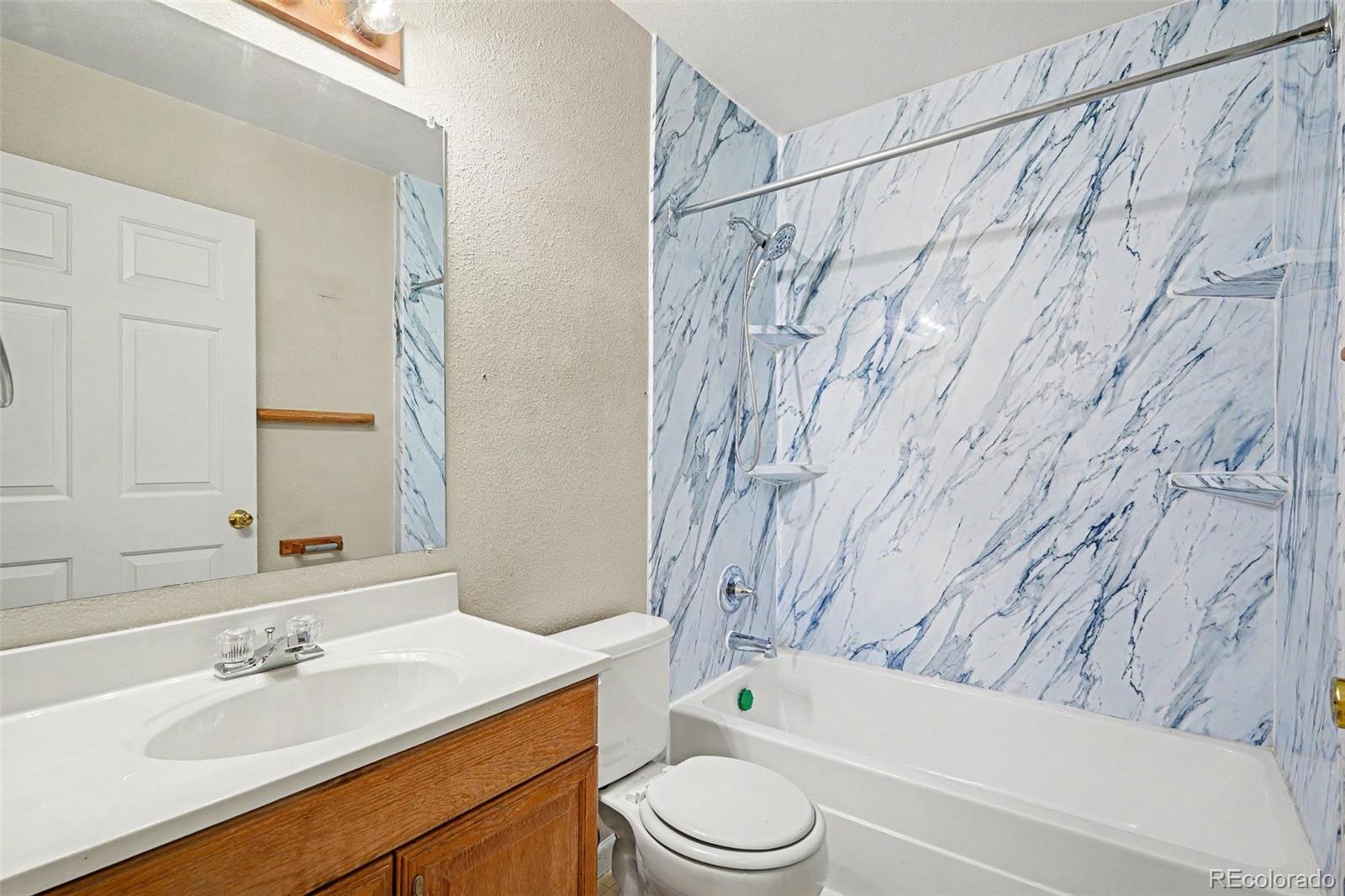 MLS Image #10 for 3295 s huron street,englewood, Colorado