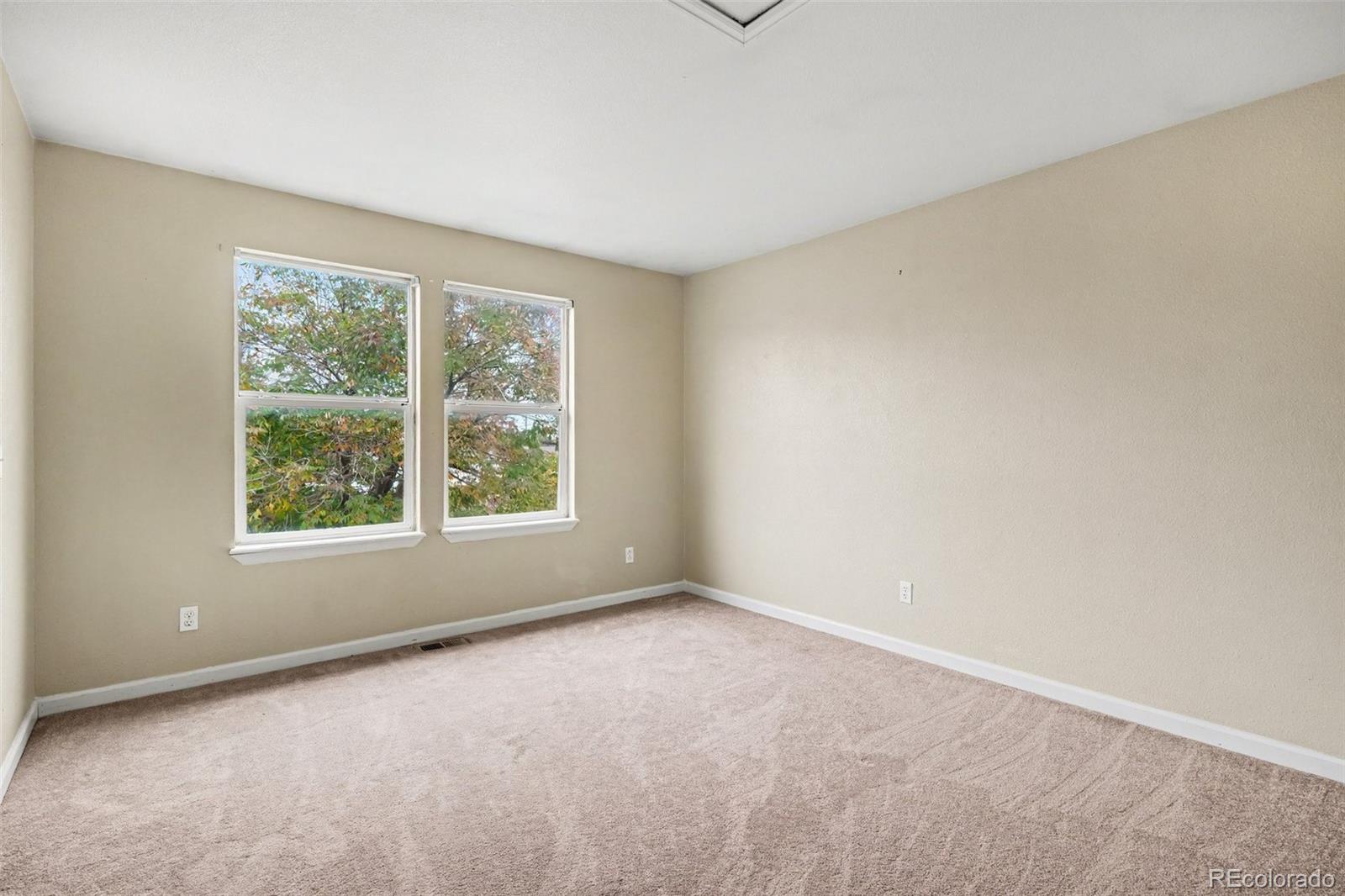 MLS Image #11 for 3295 s huron street,englewood, Colorado
