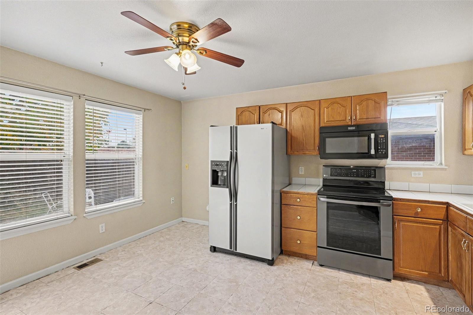 MLS Image #4 for 3295 s huron street,englewood, Colorado