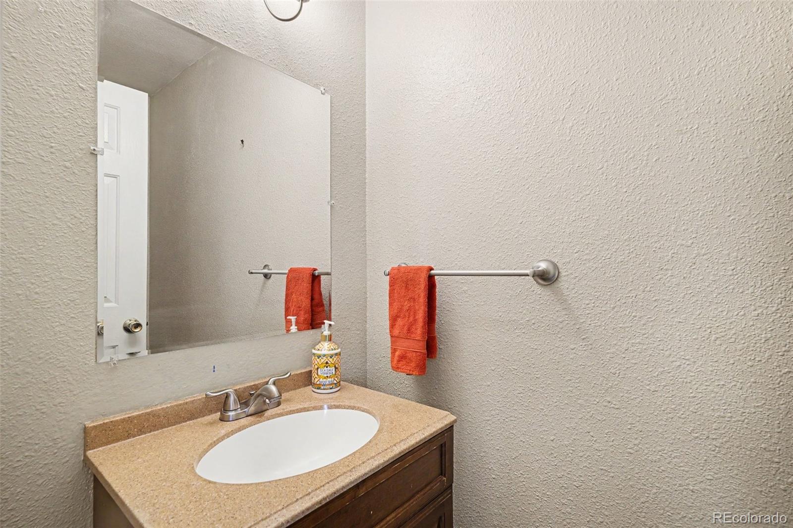 MLS Image #7 for 3295 s huron street,englewood, Colorado