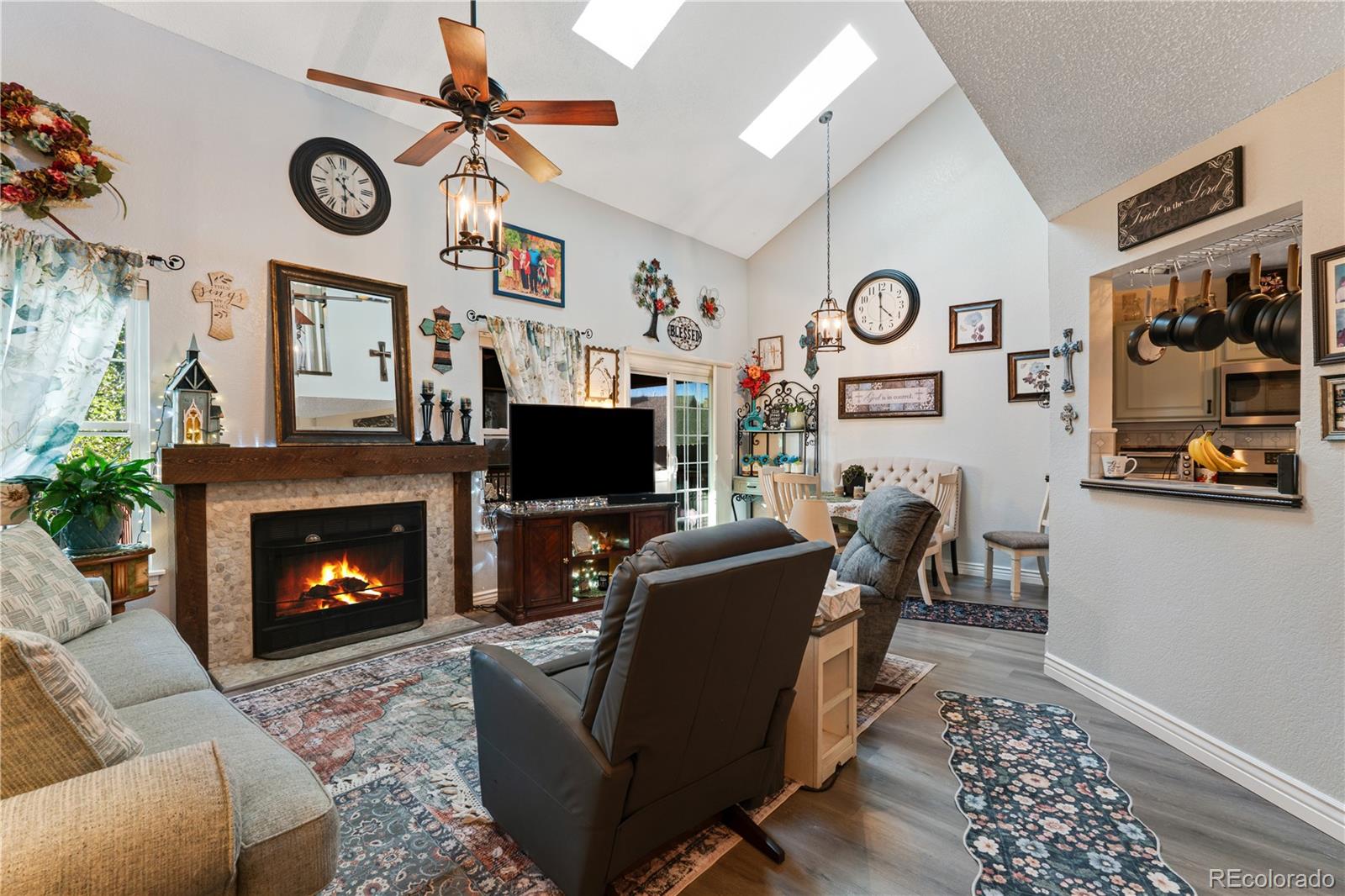 MLS Image #4 for 8220  chancellor drive,colorado springs, Colorado