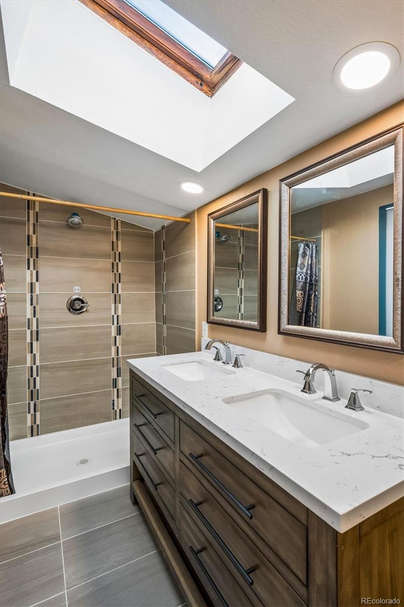 MLS Image #40 for 77 s bannock street,denver, Colorado