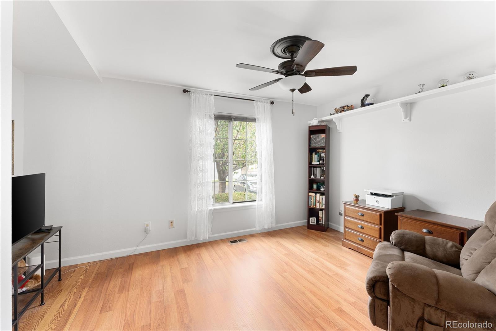 MLS Image #15 for 8433  everett way,arvada, Colorado