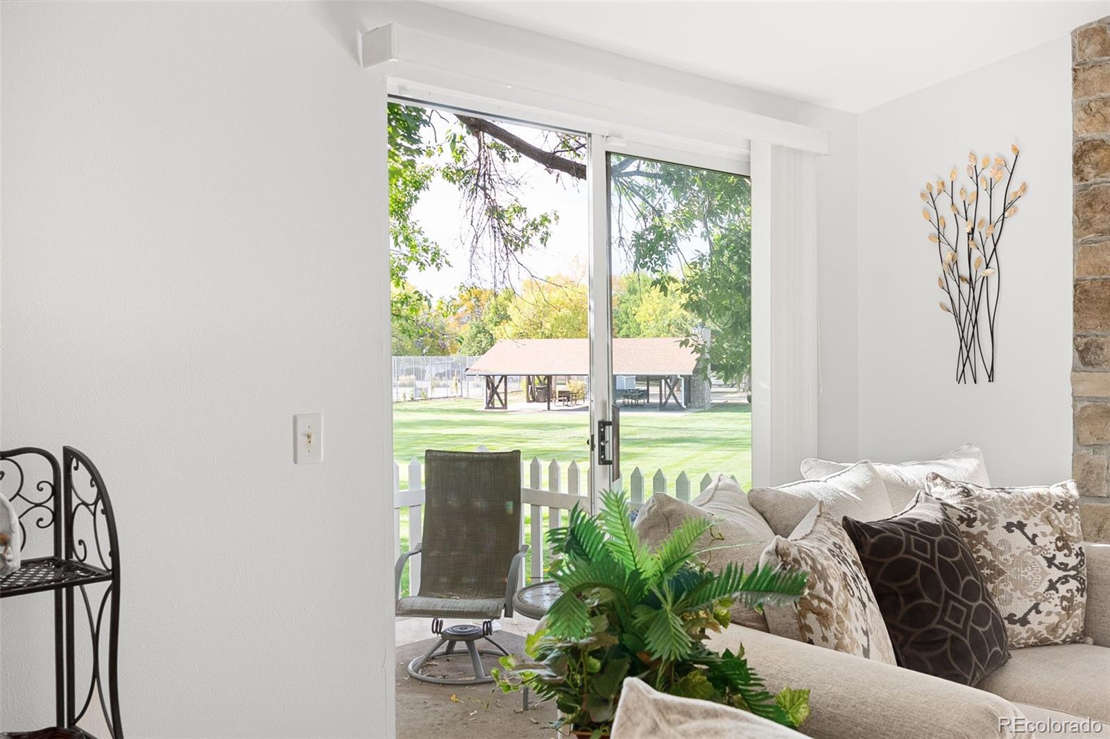 MLS Image #9 for 8433  everett way,arvada, Colorado