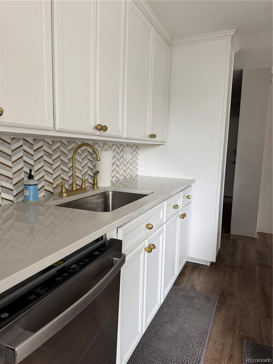 MLS Image #3 for 800 n washington street,denver, Colorado