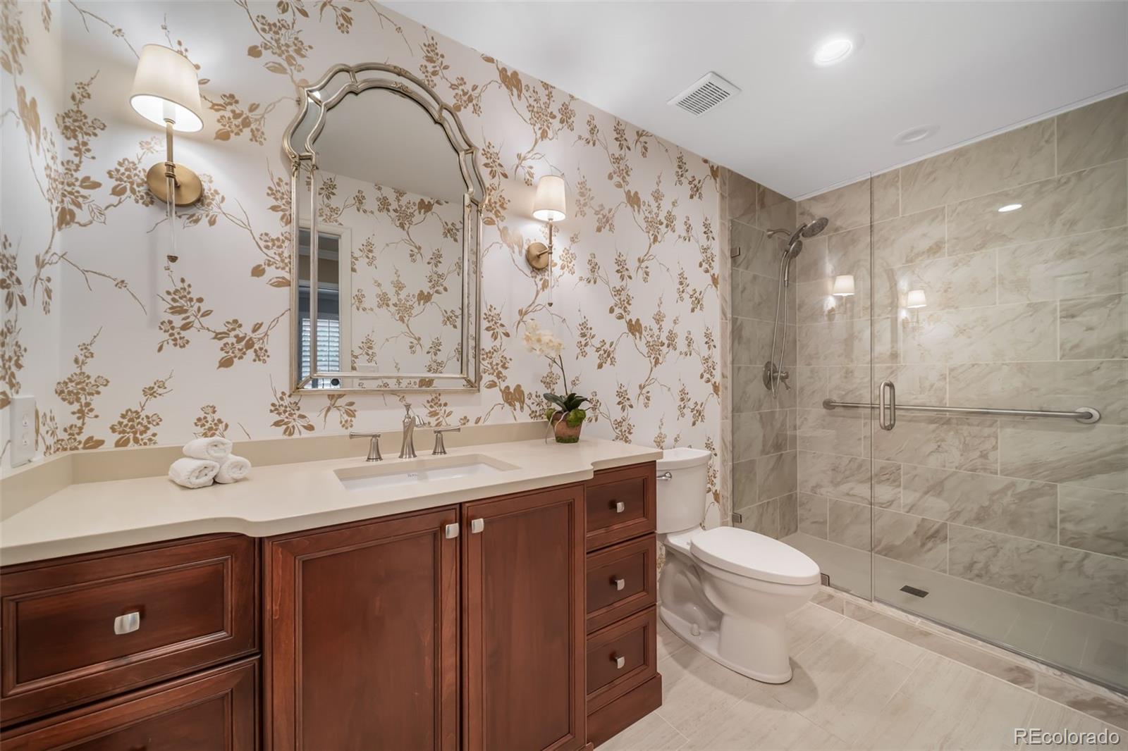MLS Image #31 for 2800 s university boulevard,denver, Colorado