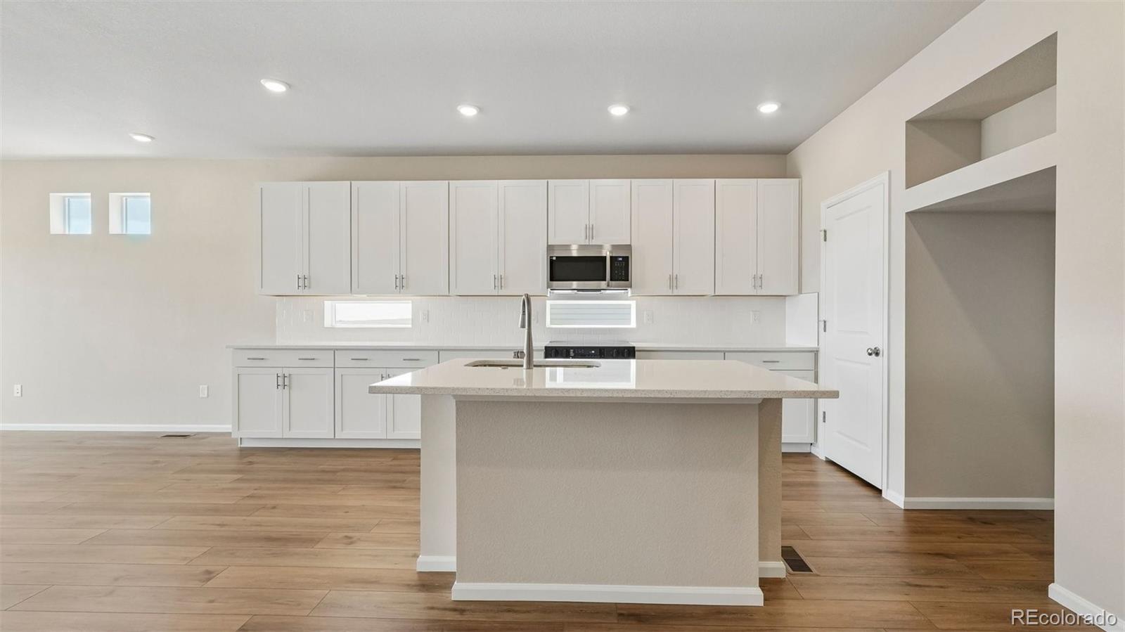 MLS Image #8 for 17598 e 103rd dr. ,commerce city, Colorado