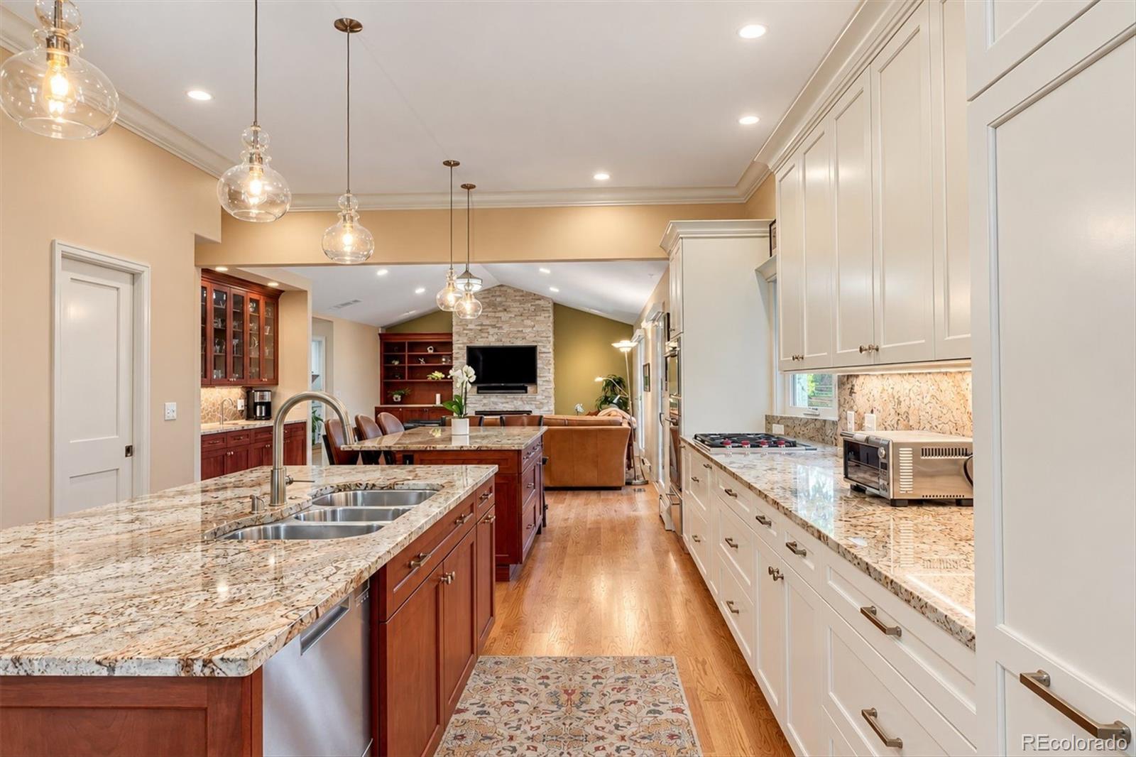 MLS Image #15 for 2552 e alameda avenue 20,denver, Colorado