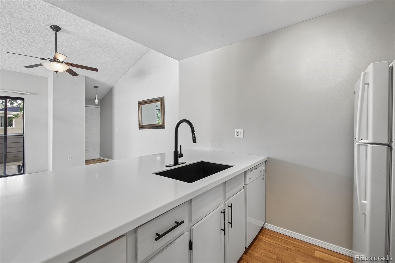 MLS Image #10 for 1732 s trenton street,denver, Colorado