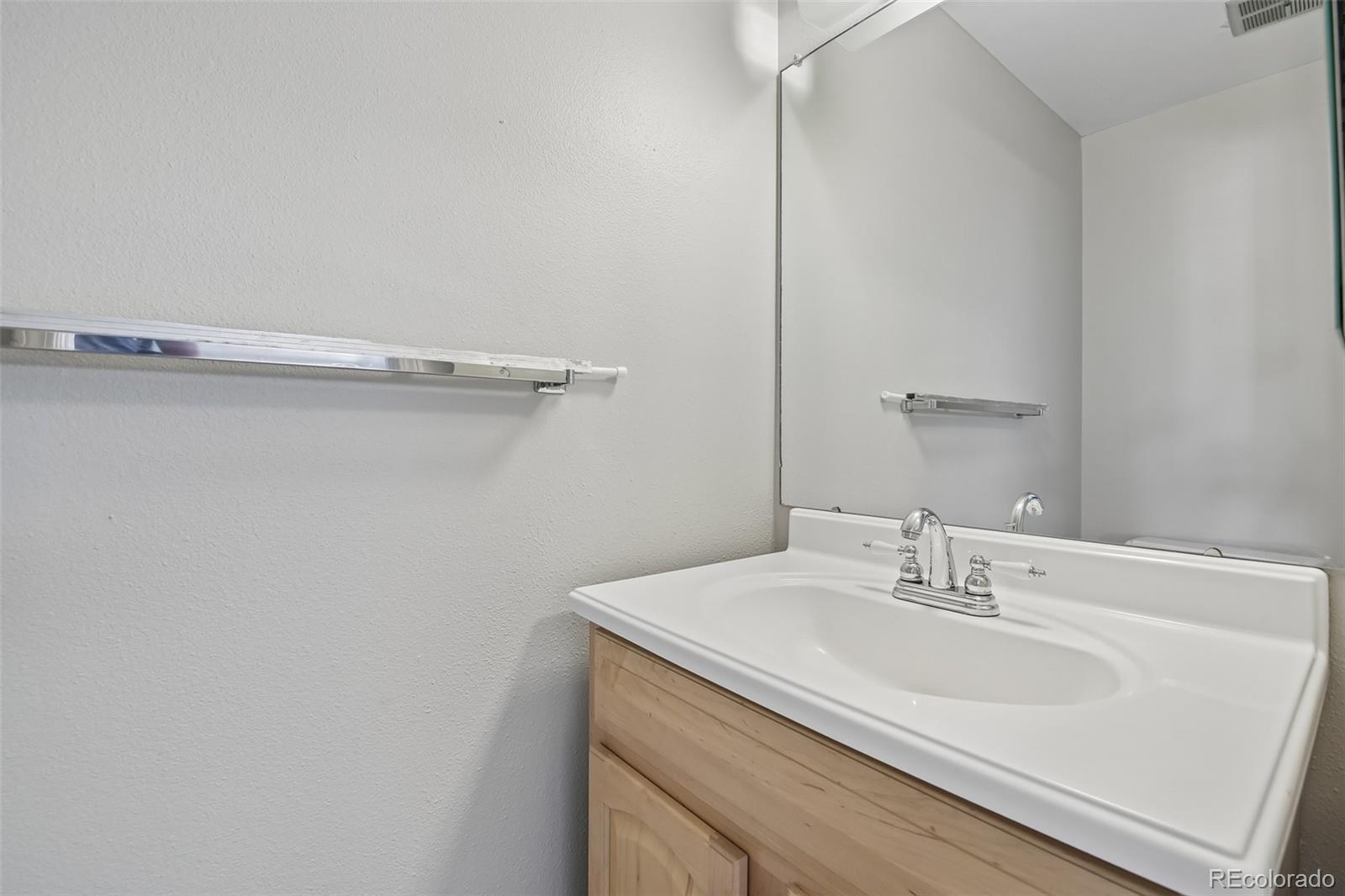 MLS Image #20 for 1732 s trenton street,denver, Colorado