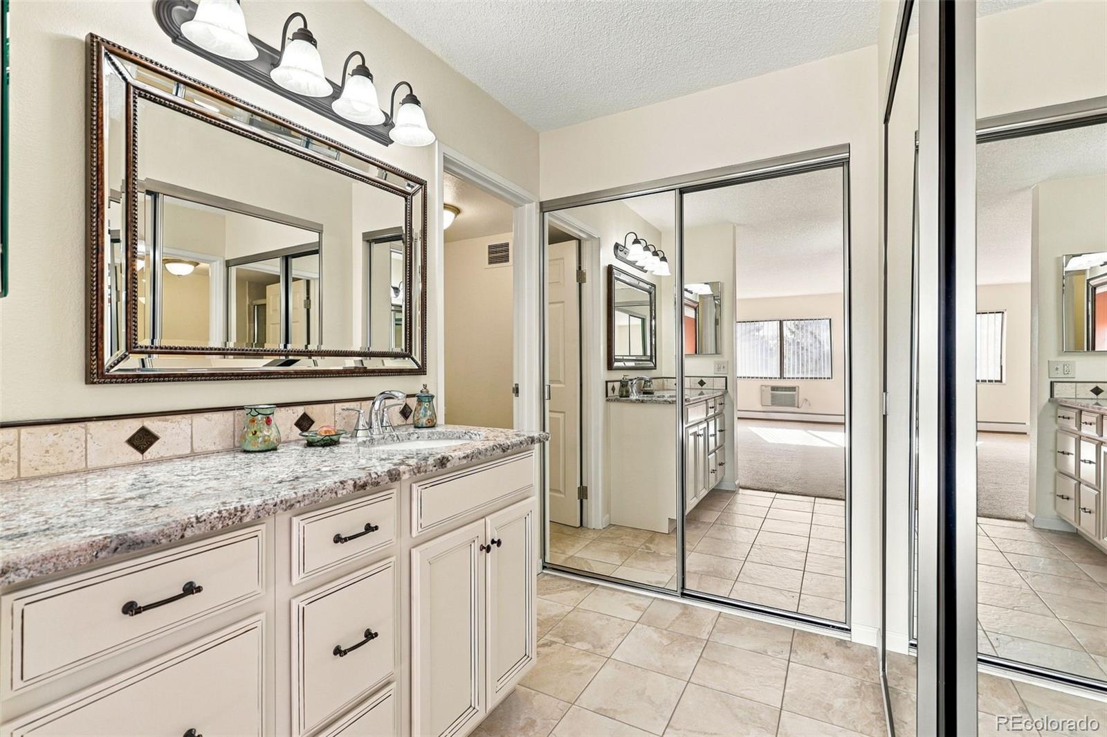 MLS Image #17 for 13631 e marina drive,aurora, Colorado