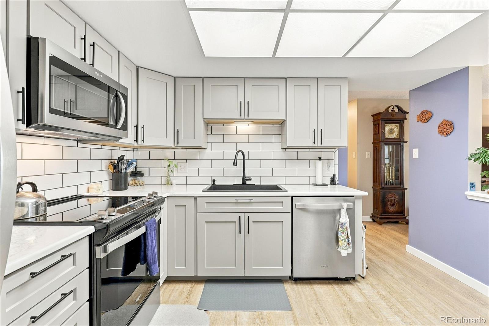 MLS Image #4 for 13850 e marina drive,aurora, Colorado