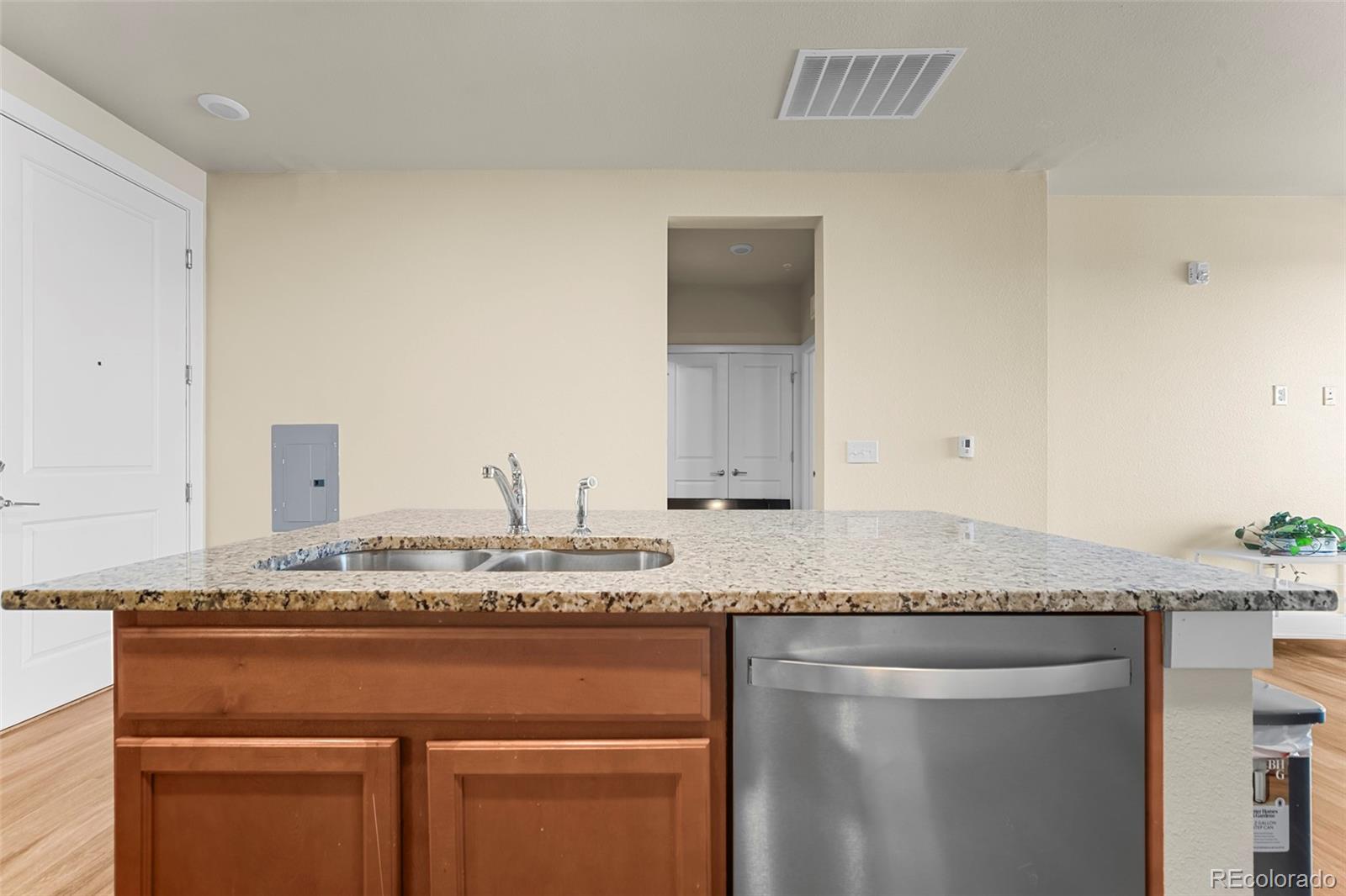 MLS Image #26 for 981 s sable boulevard,aurora, Colorado